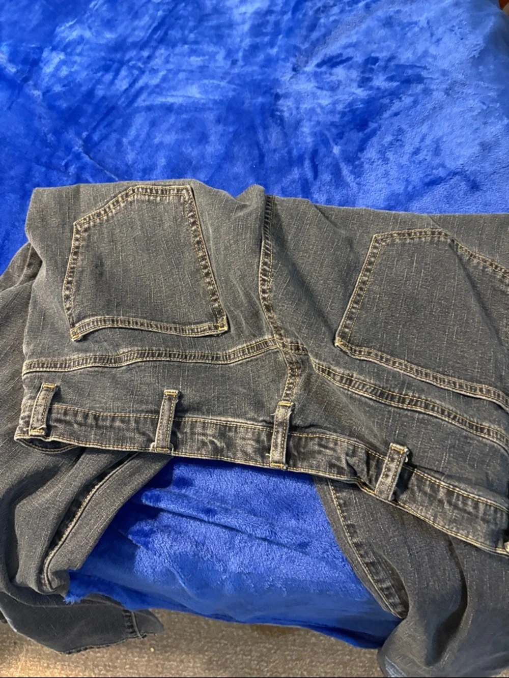 Liz and Me signature 14WP Black Washed Straight-Leg Jeans nice never worn. - Picture 4 of 5